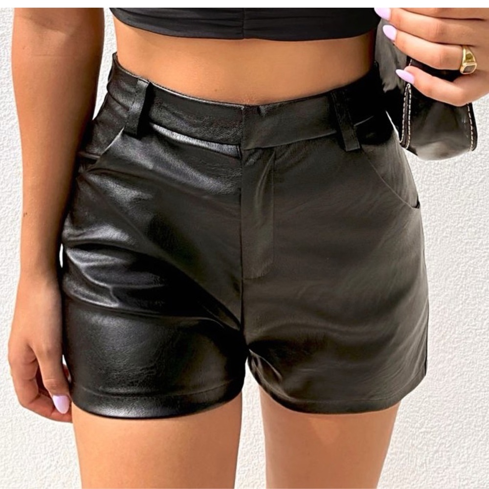 Tiger Mist Bronwen Short